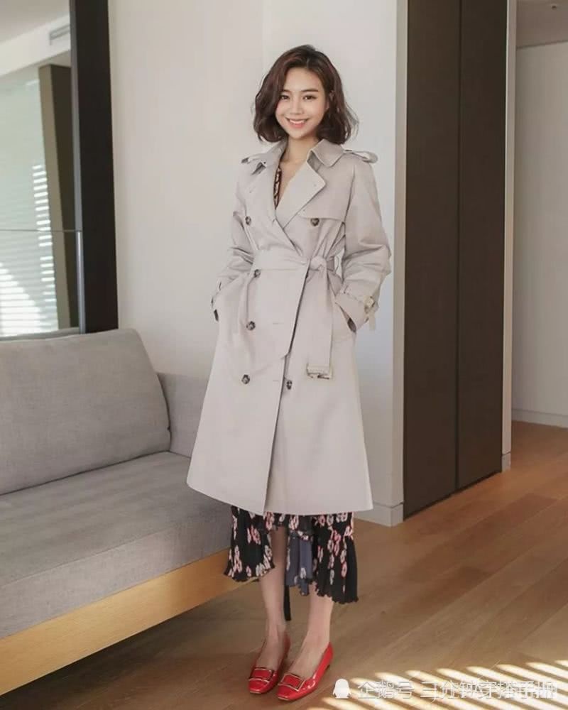 “6套”职场万能搭配，简单又时髦，再也不用担心每天穿什么了