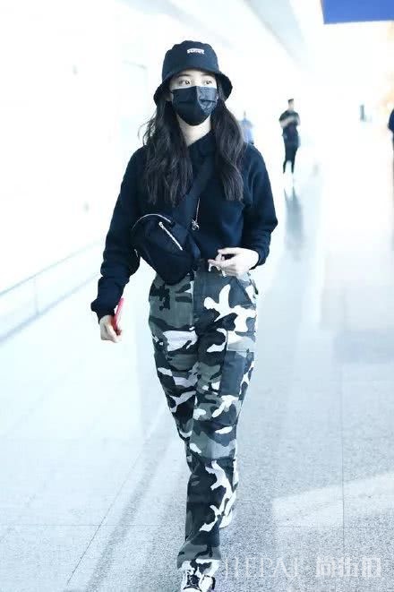 有一种穿衣打扮叫无性别穿搭,教你这5款搭配,穿出最潮街头范