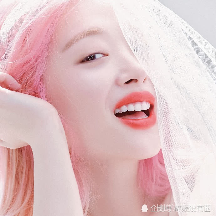 令女生心动的女人?崔雪莉“蜜桃画报”成为话题