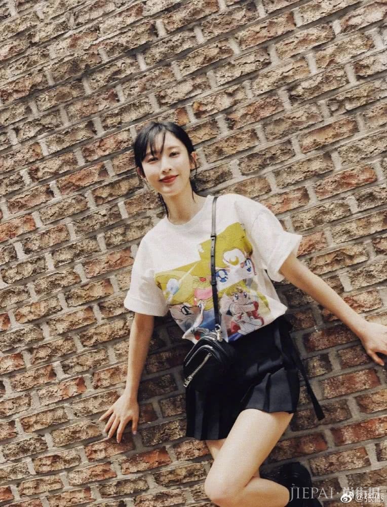 短袖短袖，重点不在短而在“袖”