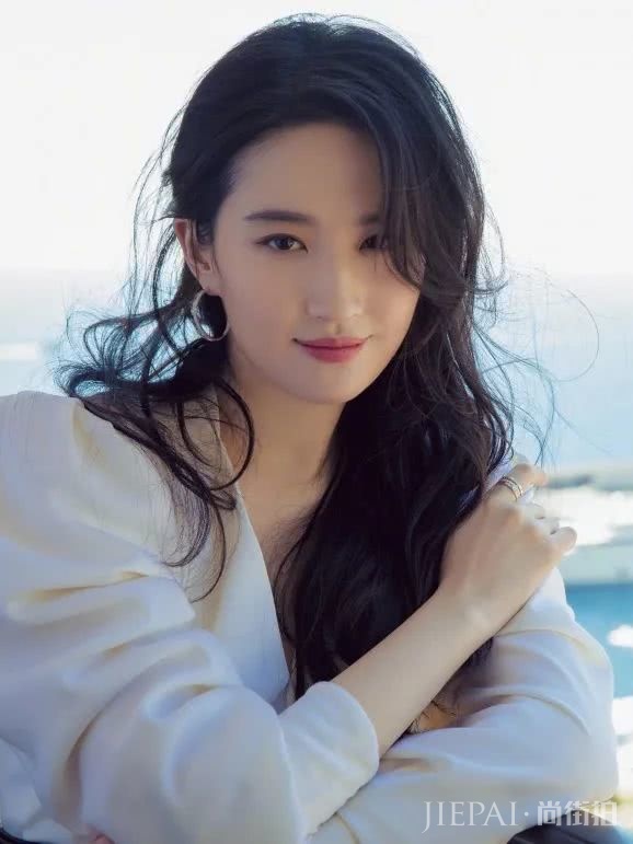 流量明星人手一个大牌代言 究竟谁的最有含金量？