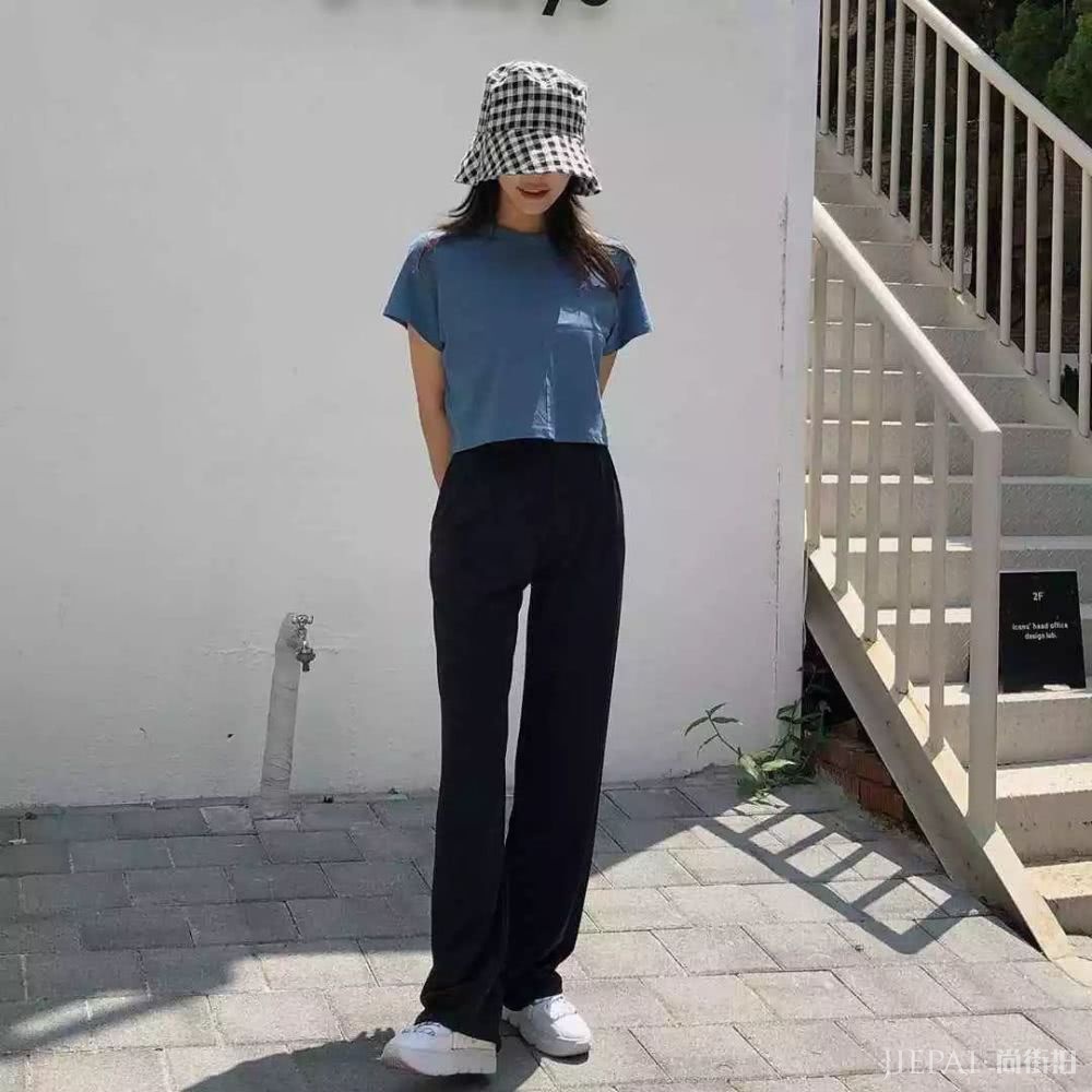 水桶腰的女生怎么过夏天?不要跟着潮流瞎穿,会藏是关键