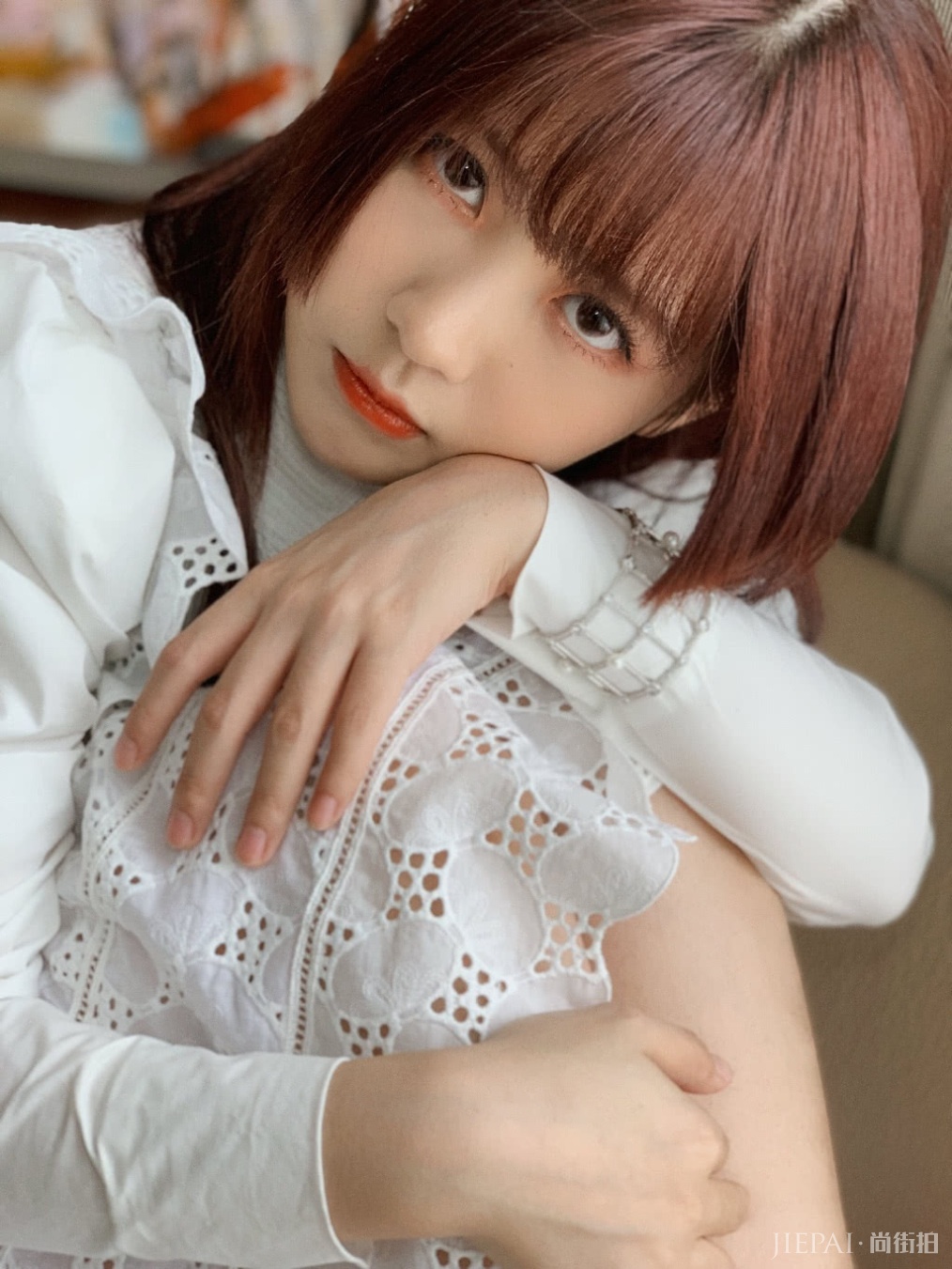 赖美云身高只有153cm,没想到挑战御姐风造型,却意外惊艳!