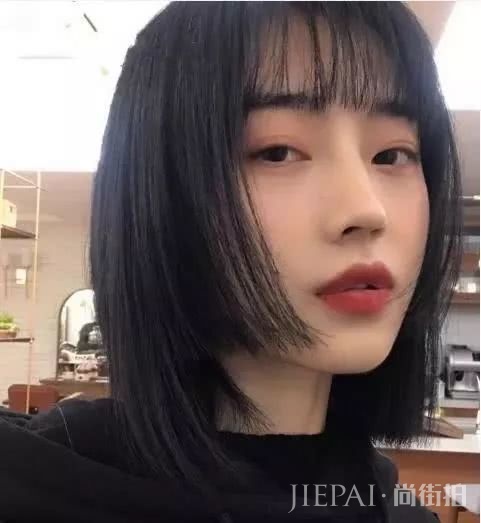 女神必备6款发型，梨木色超高级，层次感瘦脸，你心动那款？