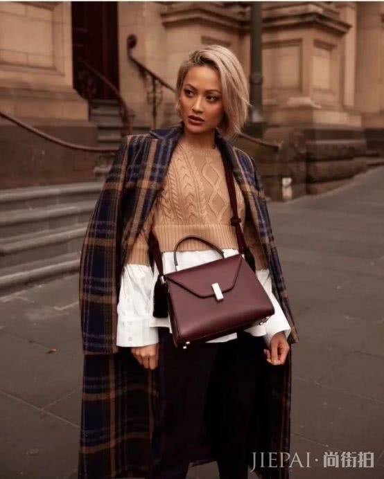 女人的包包一定要拿得出手,不说跟风买网红爆款,也要拥有品质款
