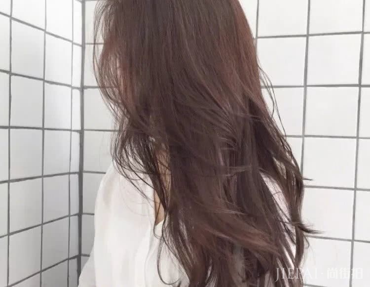 想换发色吗？这几种最流行的颜色可以参考