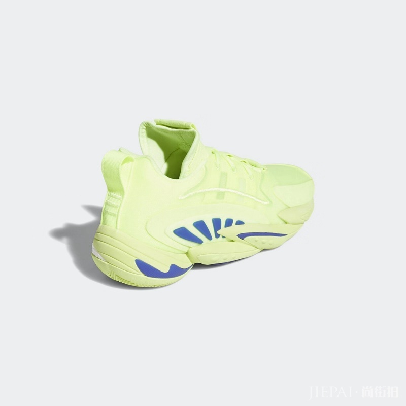 酷似 Yeezy 500 ！？adidas Crazy BYW X 2.0 官图释出！