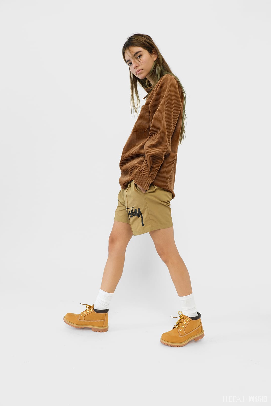 女性街头爱好者看这里!Stüssy Women 2019 秋季系列 Lookbook 释出
