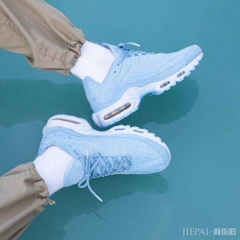 激似上海配色,NIKE Air Max Plus也更新!