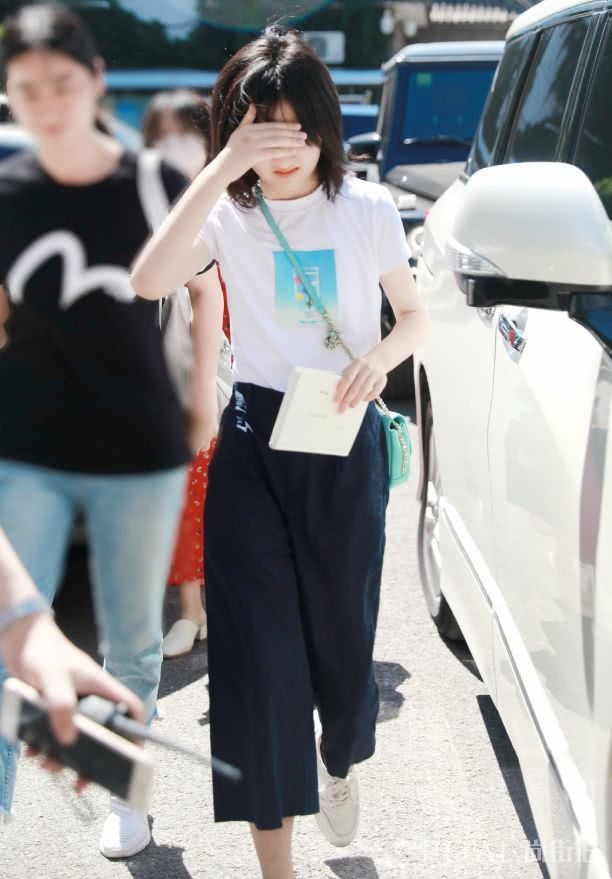 夏天学张子枫穿搭，可盐可甜的妹妹你喜欢吗？
