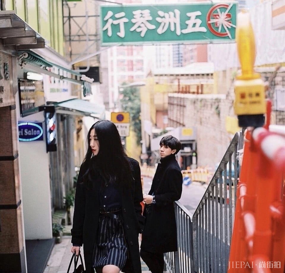 七夕前拍分手视频？结束十年感情的情侣，原来是靠衣品记录曾经