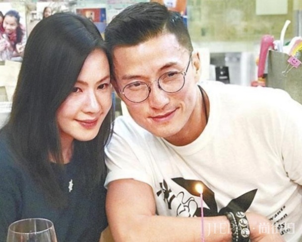 赌王千金前男友再婚,曾为攀豪门抛弃糟糠妻,被嘲“现代陈世美”