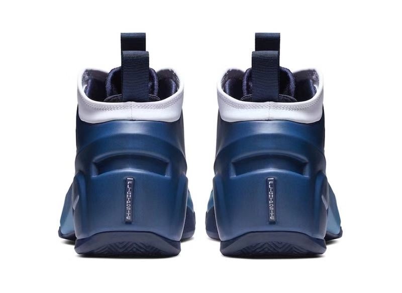 风一的弟弟风二？！加内特经典冠军战靴回归！