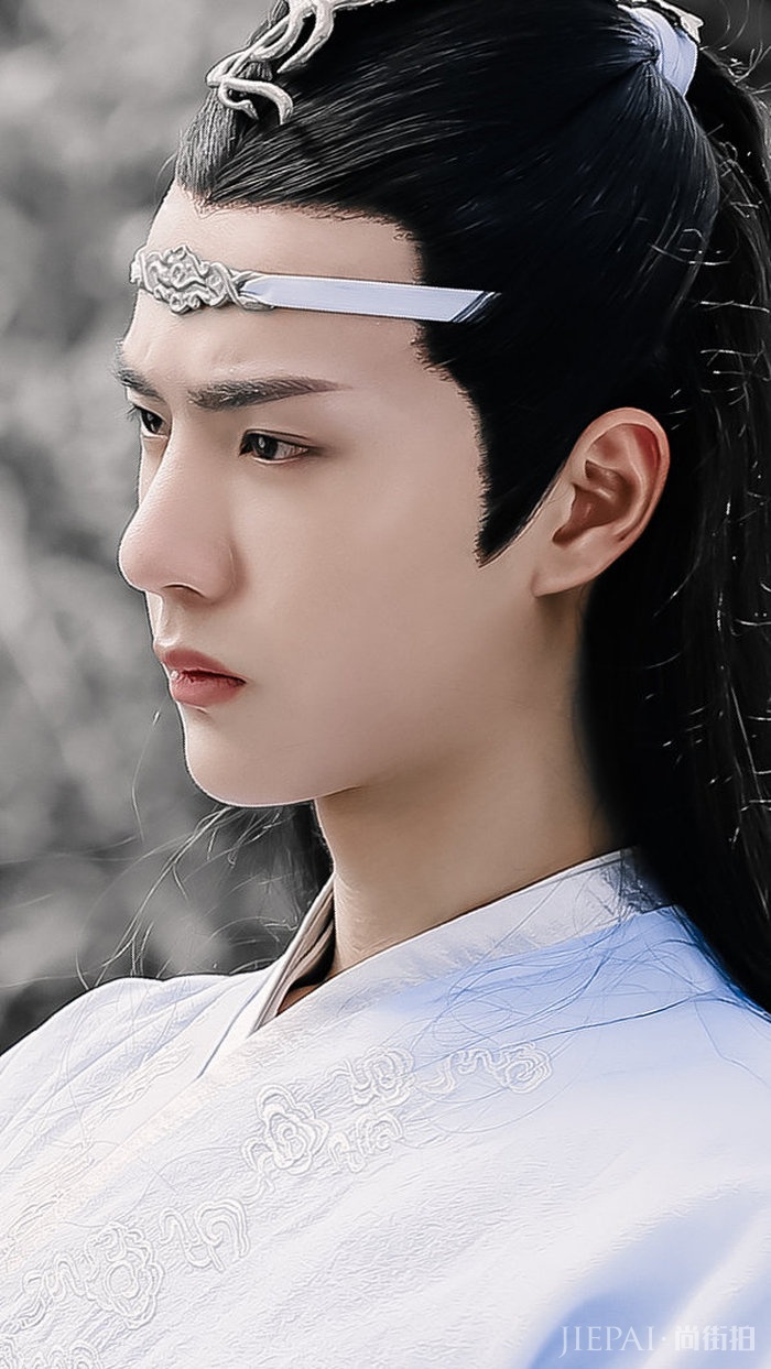 肖战王一博粉丝差距大，同与小花拍戏，赵丽颖方抗拒肖战方骂杨紫