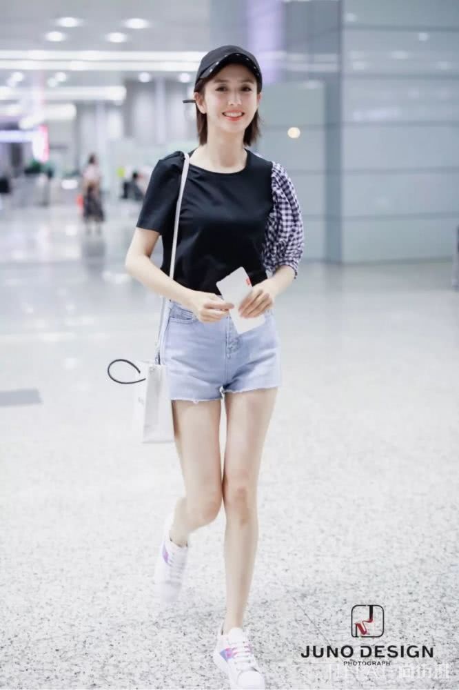 秋天衣服怎么穿?越“不正经”才越是时髦