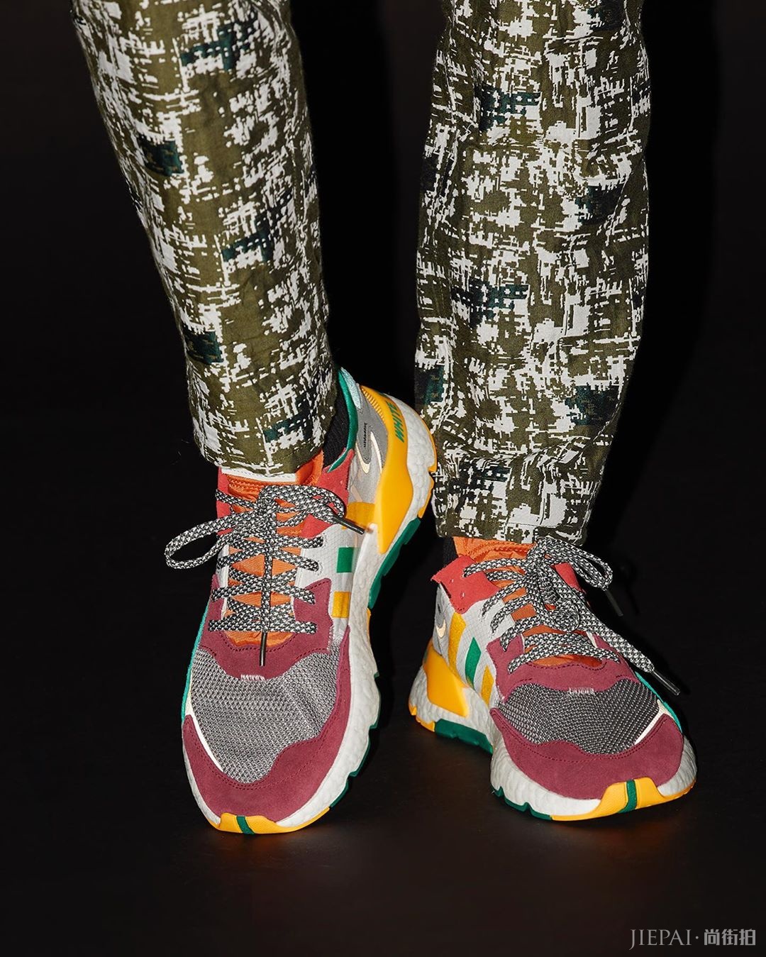 挑战TNF潮流宠儿地位！White Mountaineering x adidas Nite Jogger发售信息出炉！