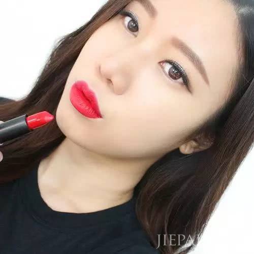 不同场合,你需要会化这两款冷色系惊艳美妆