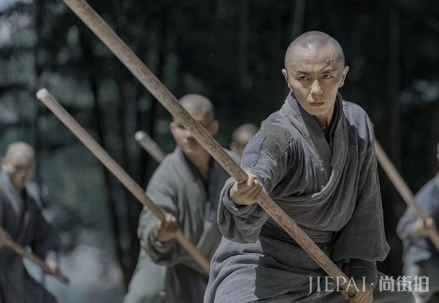 曾是李连杰御用童星,却被指不及释小龙?35岁谢苗重新翻红成男一