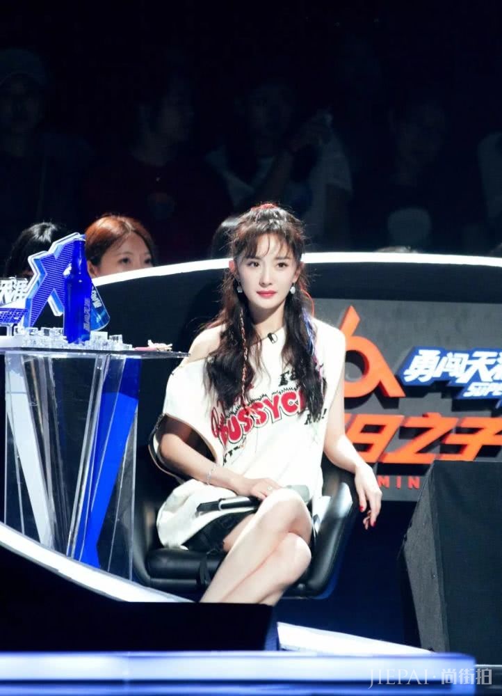 今年超火的“泰迪刘海”,你值得拥有