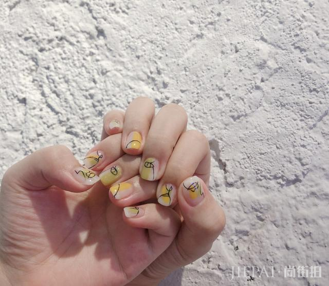 格调优雅高级的美甲,纯色偏光可爱风,仙女就是要精致到手指