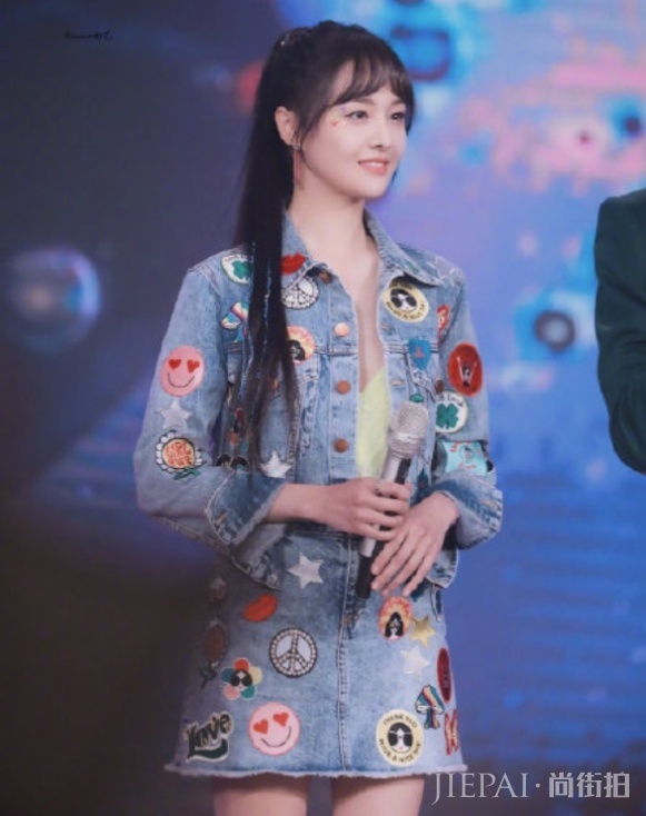 被曝即将结婚,并退圈在家生娃?郑爽现场当即回应!