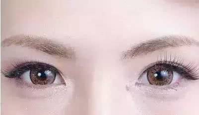 卧蚕有多重要？教你画女神标配卧蚕眼妆