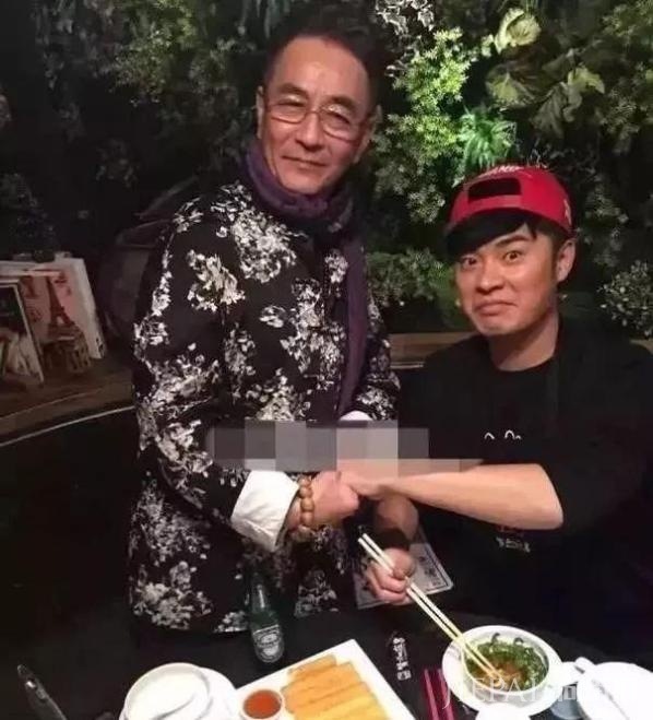 陈赫背景多强大?表舅是陈凯歌不算啥!亲舅舅才是家喻户晓