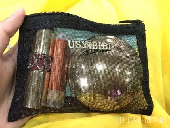 到底是什么神仙眼影盘,能让戚薇用到铁皮