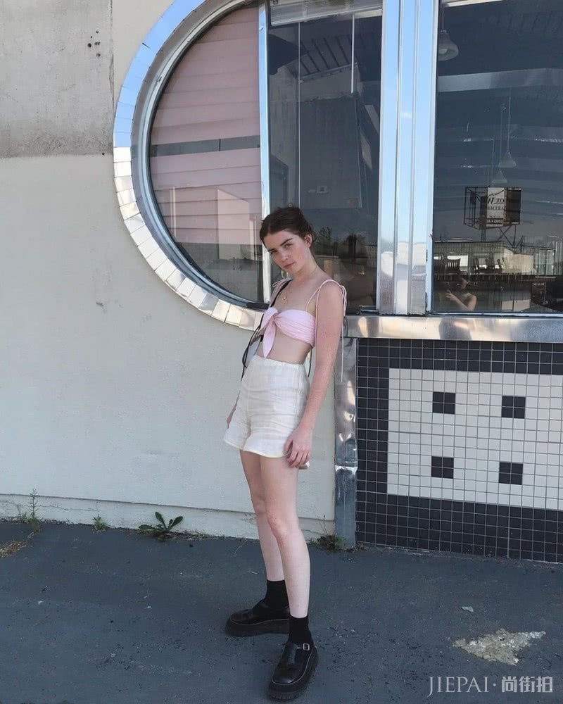 那些身高160的博主都在偷身高！超短裙高腰线搭配，视觉上显高