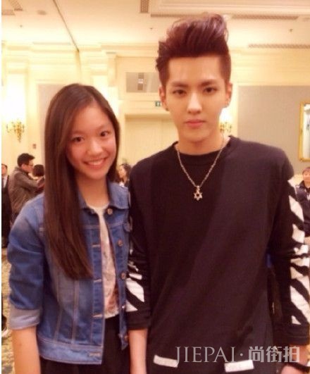 追星女孩?赌王千金何超琼的今天,就是王一博绯闻女友綦美合的明天