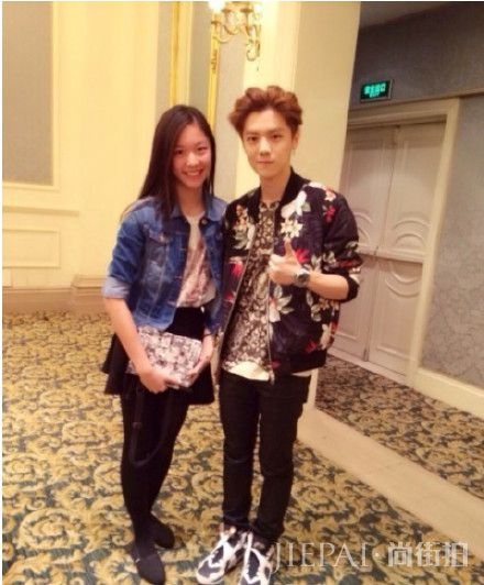 追星女孩?赌王千金何超琼的今天,就是王一博绯闻女友綦美合的明天