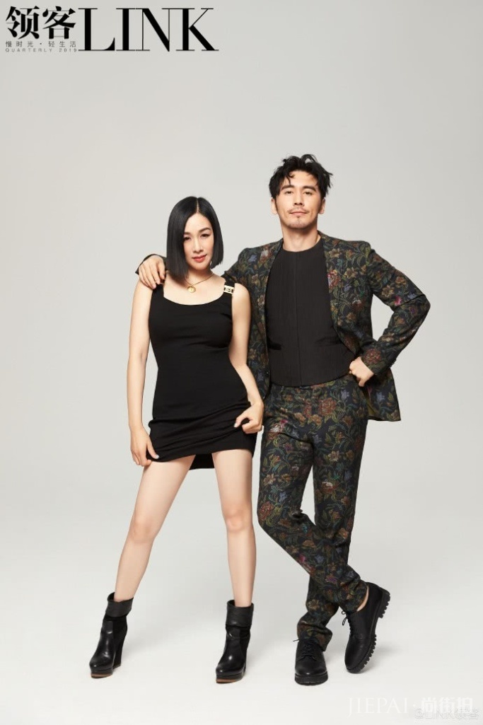 张伦硕夫妇七夕大片画面甜齁，钟丽缇好身材抢镜