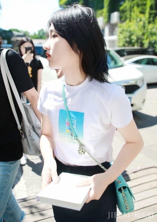 夏天学张子枫穿搭，可盐可甜的妹妹你喜欢吗？