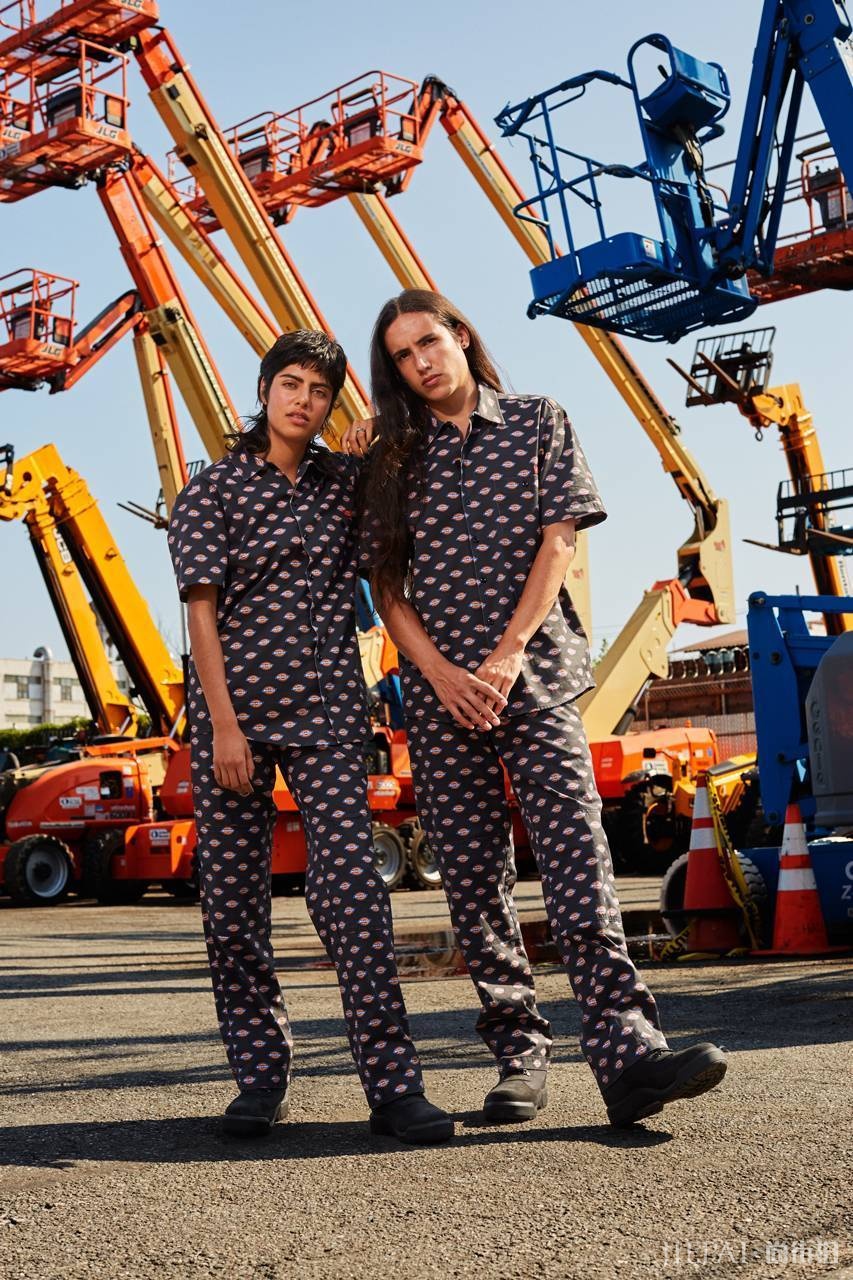 最潮工装系单品！Opening Ceremony  x Dickies x Timberland三方联名系列正式发售！