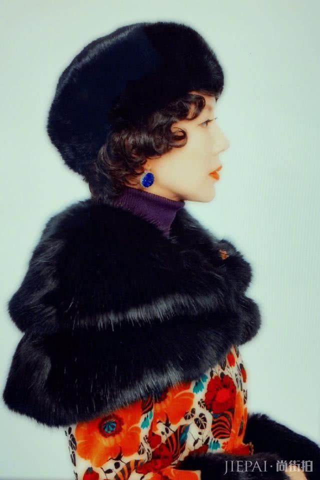 她获于正力捧,最新电视剧民国造型妩媚又风情