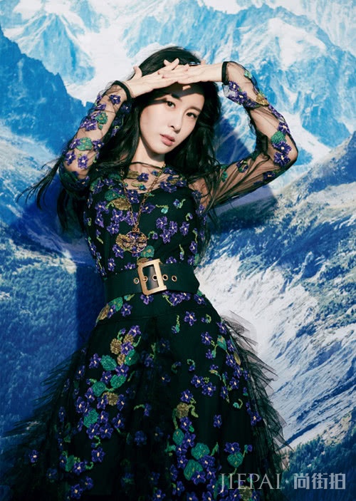 高级感满分的刺绣裙,展现满满质感,升级你的时尚品味!