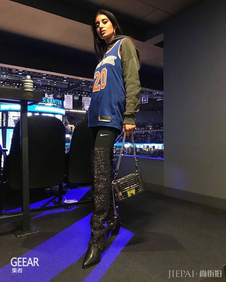 从一众时尚博主的日常穿搭看，Legging绝对是大势时尚单品