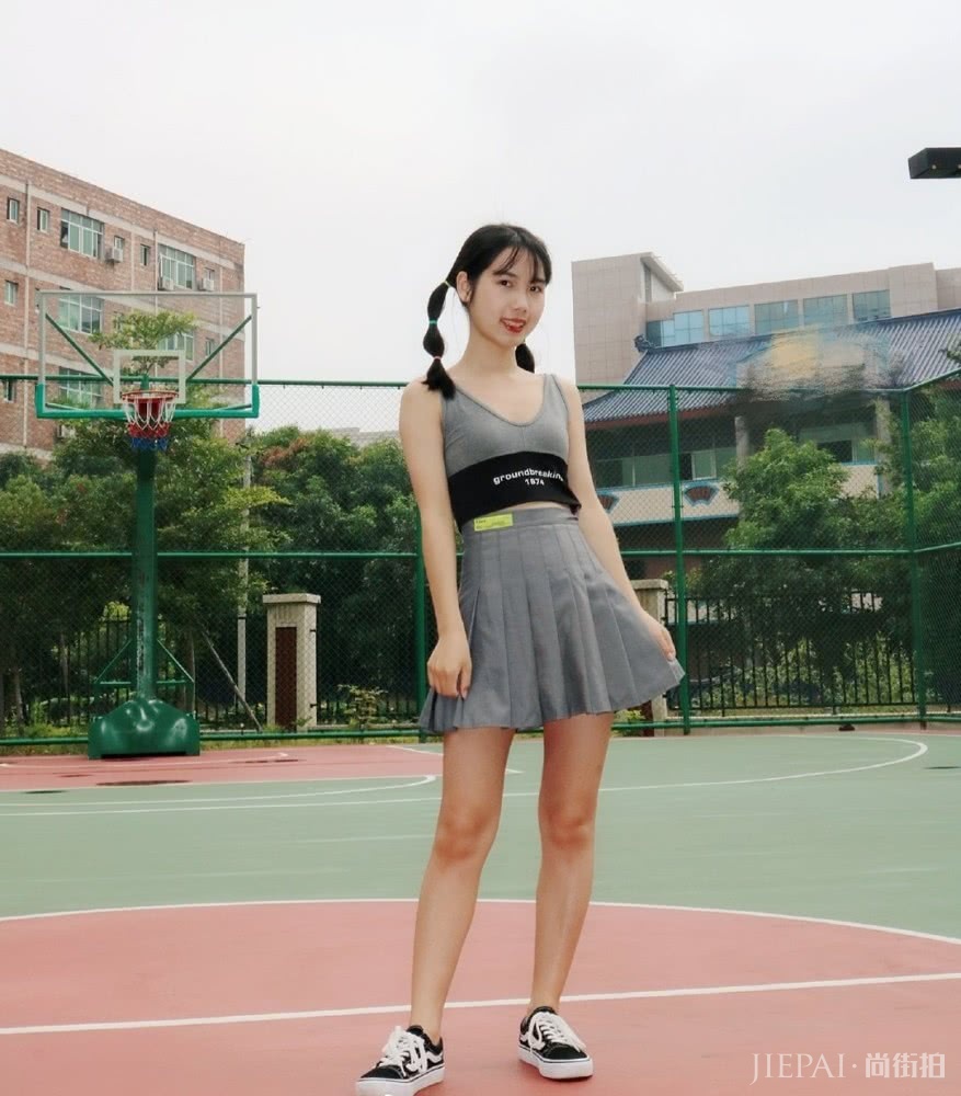 身材身高遇上硬伤?关注微胖小个子女生“重灾区”:运动范穿搭