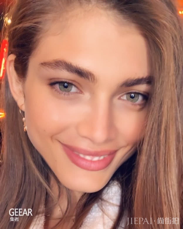 美不再只有单一种样貌，维多利亚的秘密首次选用跨性别模特