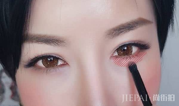 立体小脸是这样画出来的，高光粉的化妆步骤