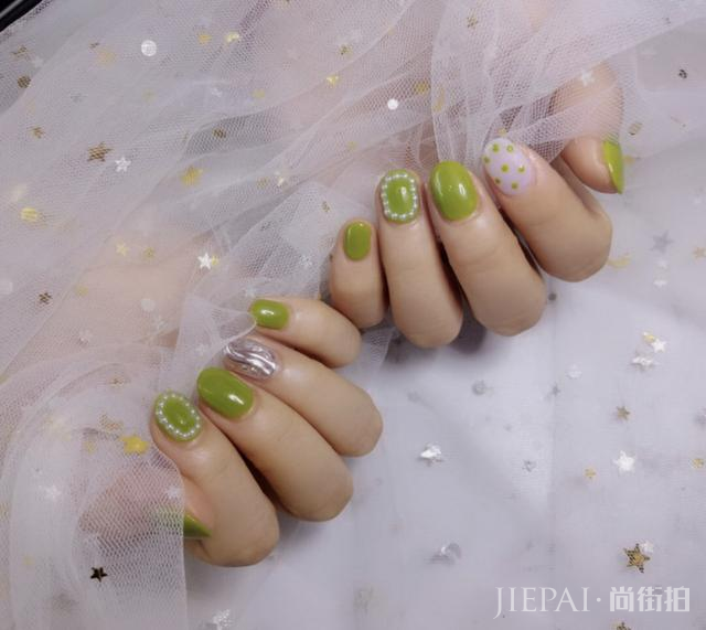 格调优雅高级的美甲,纯色偏光可爱风,仙女就是要精致到手指