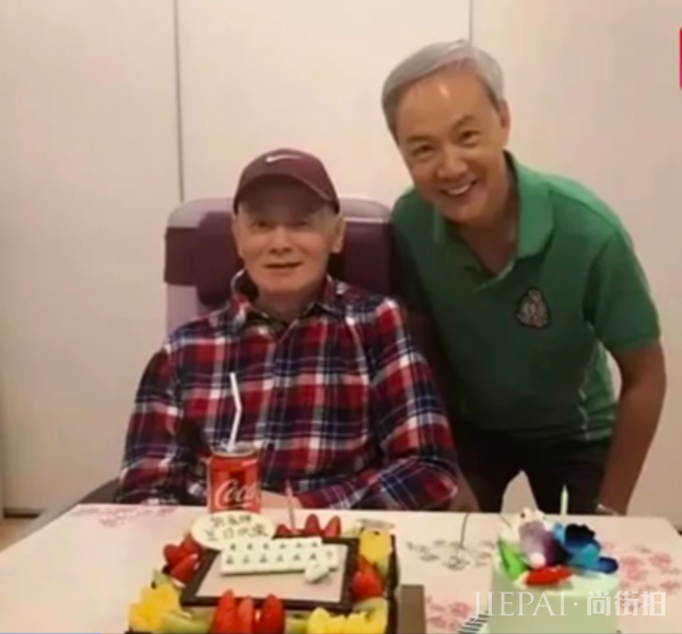 亲生子女不如老友?64岁刘家辉罕见露面,欧阳震华养老院为其庆生