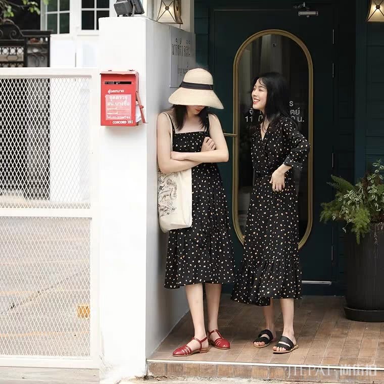 女生出去玩别穿得太正式!带上这几款裙子,舒适又知性