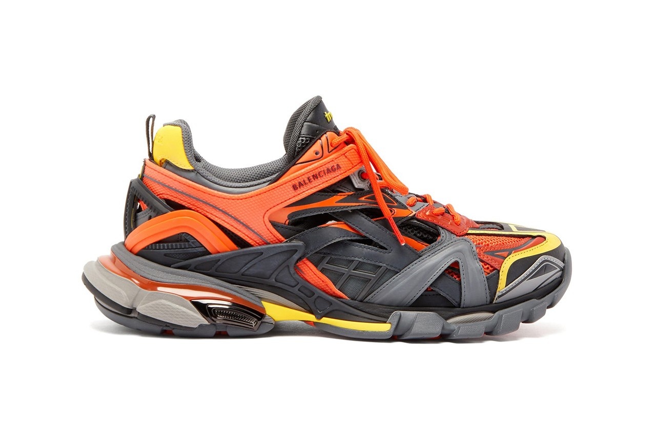 再创球鞋圈神话!这双BALENCIAGA全新Track.2是你的菜吗?