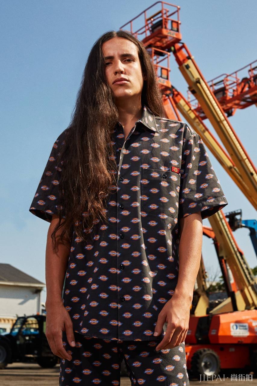 最潮工装系单品！Opening Ceremony  x Dickies x Timberland三方联名系列正式发售！