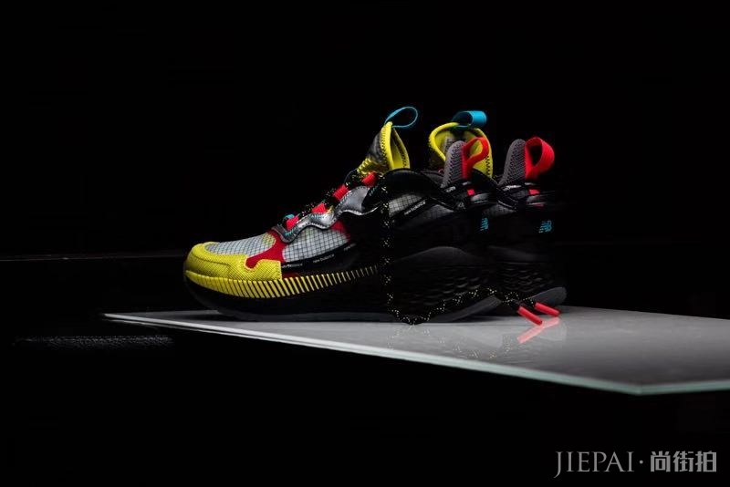 New Balance 新款跑鞋现已发售!多彩缤纷的配色想低调都不行!