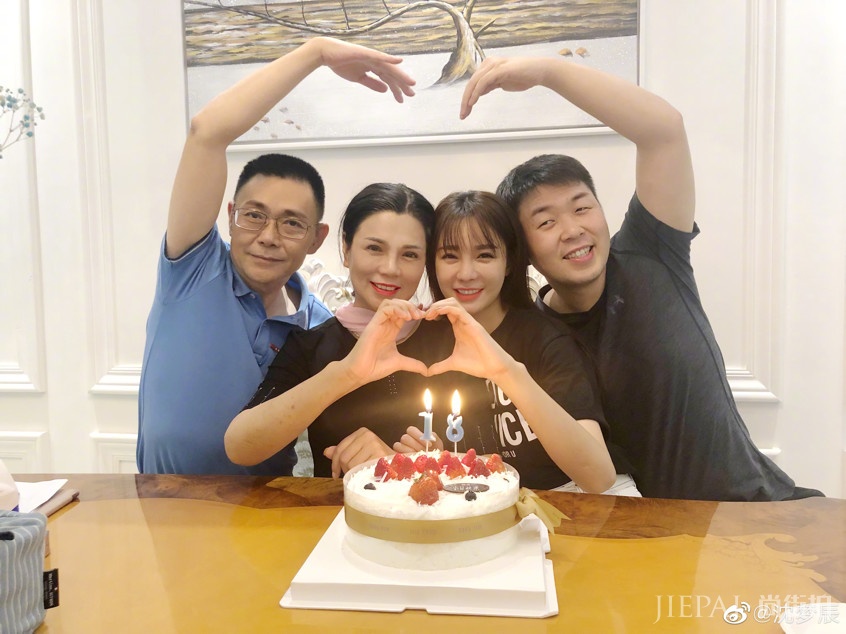 沈梦辰评价与杜海涛恋情：上辈子拯救了银河系！