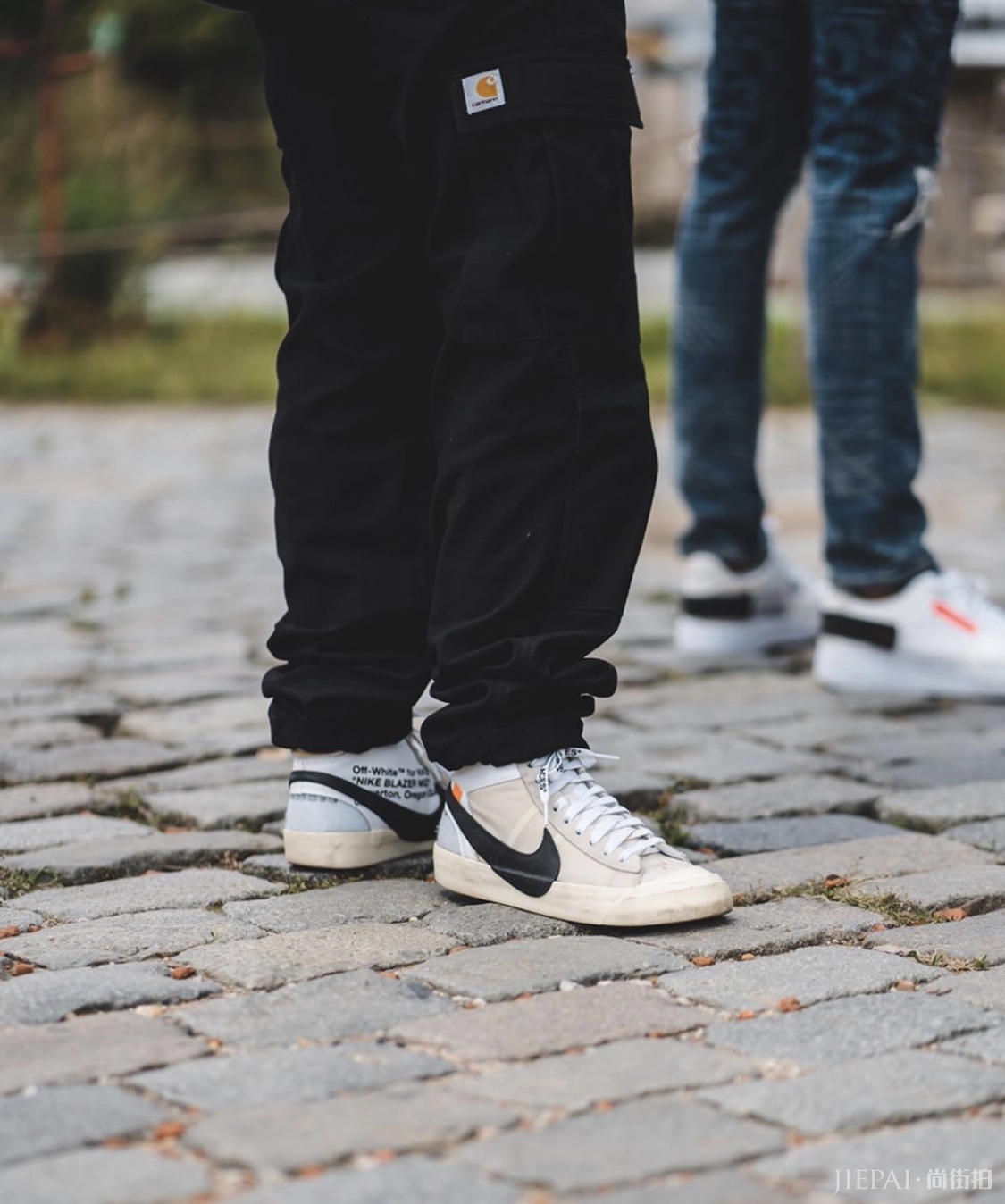 Supreme巴黎门店排号盛况!潮流比拼堪比时装周!