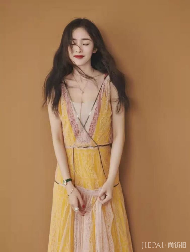 私服搭配只服杨幂,生过孩子也能穿出18岁少女feel