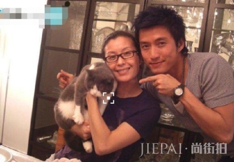 赌王千金前男友再婚,曾为攀豪门抛弃糟糠妻,被嘲“现代陈世美”